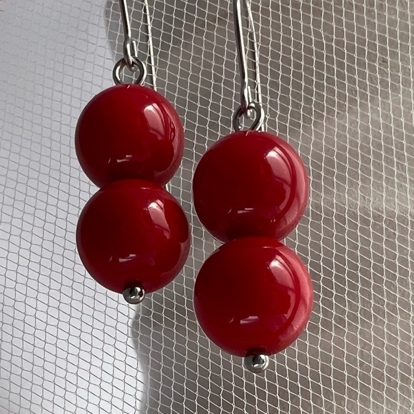 RED Beaded Dangle Earrings in Stainless Steel - Picture 3 of 13